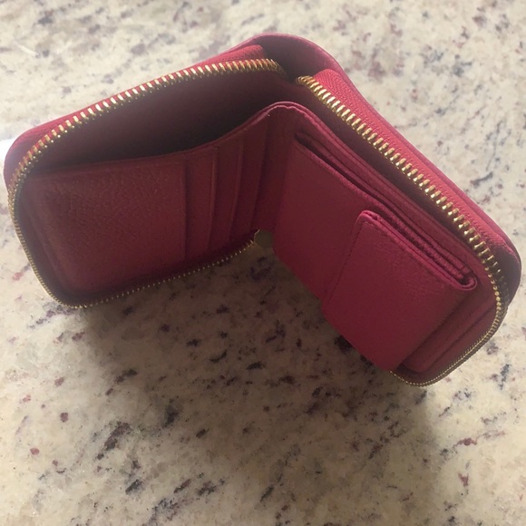 FINAL PRICE✨Michael Kors Square Zip around Wallet - Picture 4 of 6